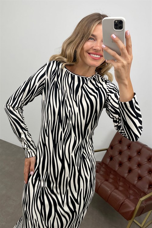 Zebra Desenli Dalgıç Kumaş Yırtmaçlı Elbise